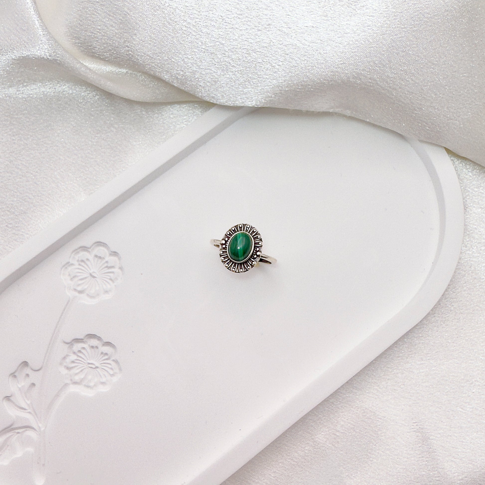 Bold Aura Malachite Adjustable Ring S925 Silver