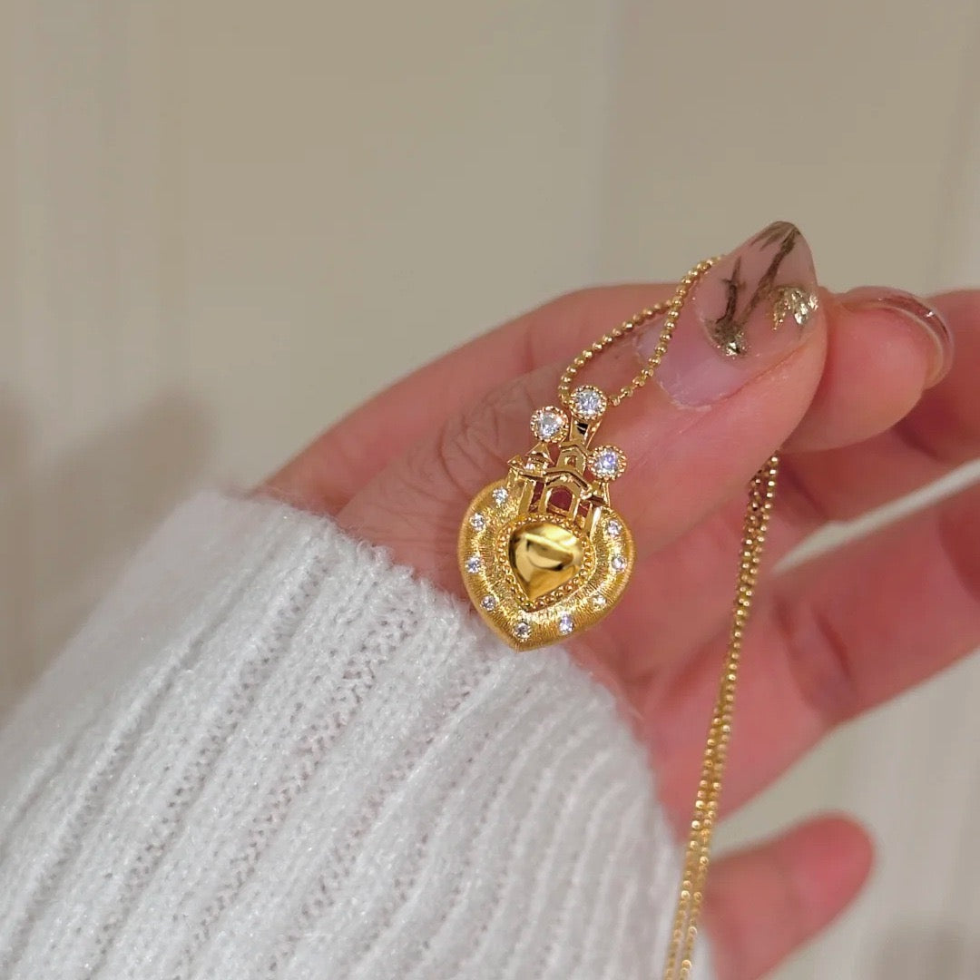 French Romantic Dream Castle Heart Pendant Necklace