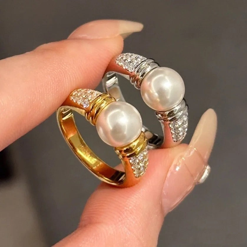 Vintage Aesthetic Twist Shell Pearl Ring