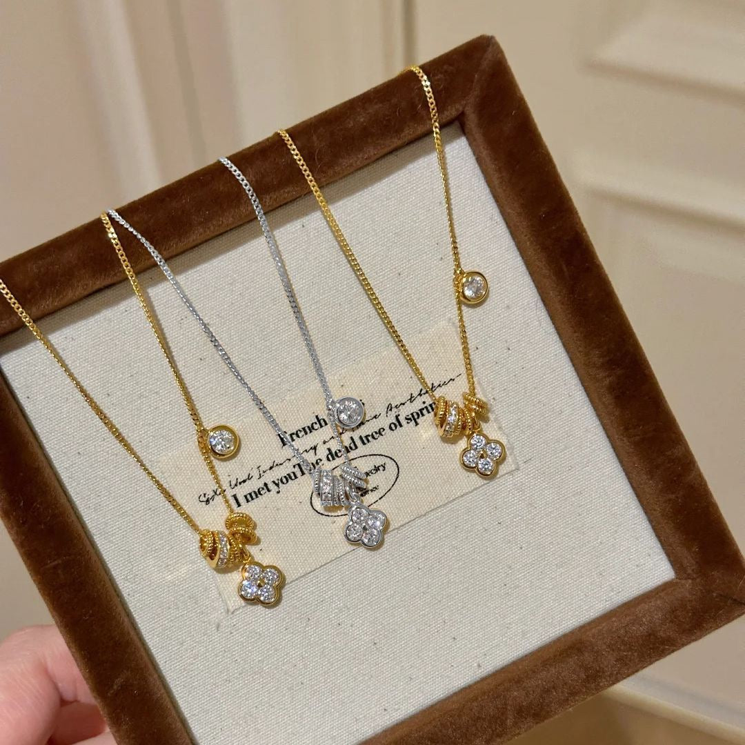 Vintage Clover and Sparkling Snowflake Jewelry Set