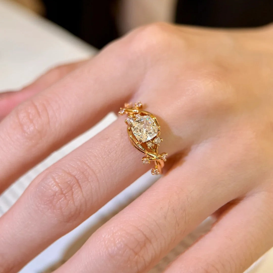 Square-Cut Entwined Vine Ring Set