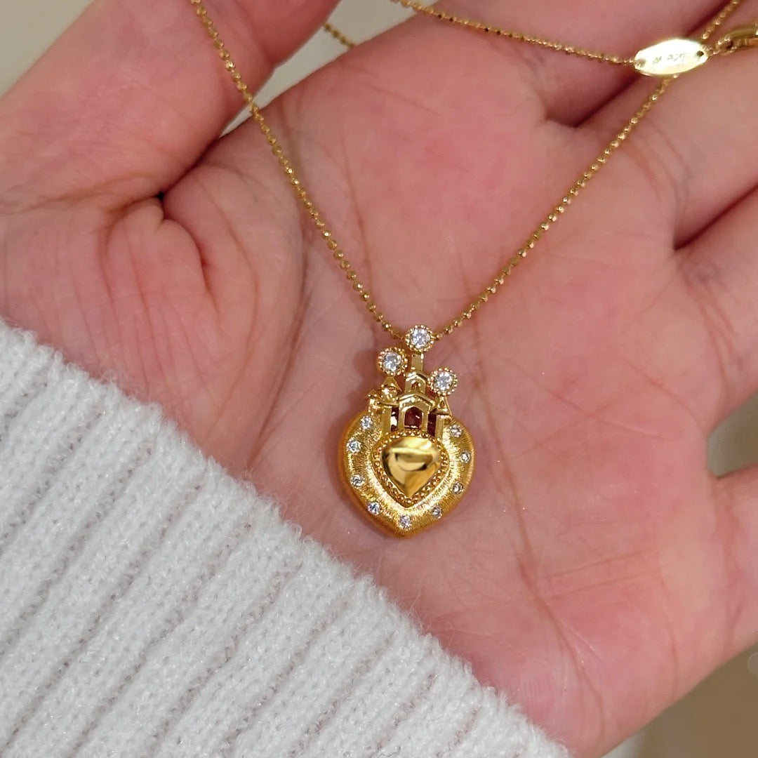 French Romantic Dream Castle Heart Pendant Necklace