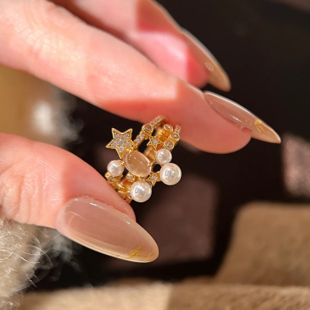 Vintage Sparkling Galaxy Star and Pearl Ring