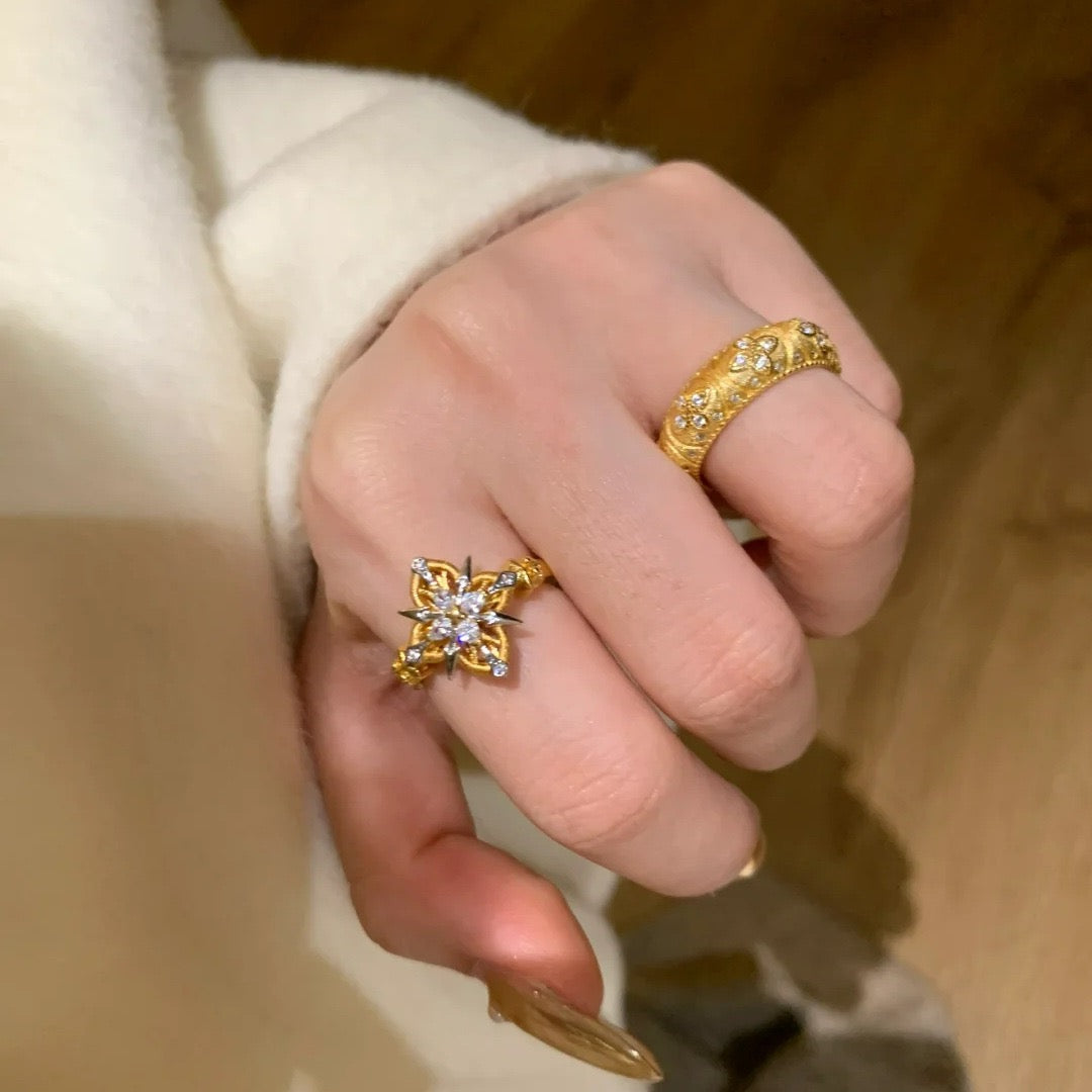 Antique Arrowhead Clover and Thorns Ring