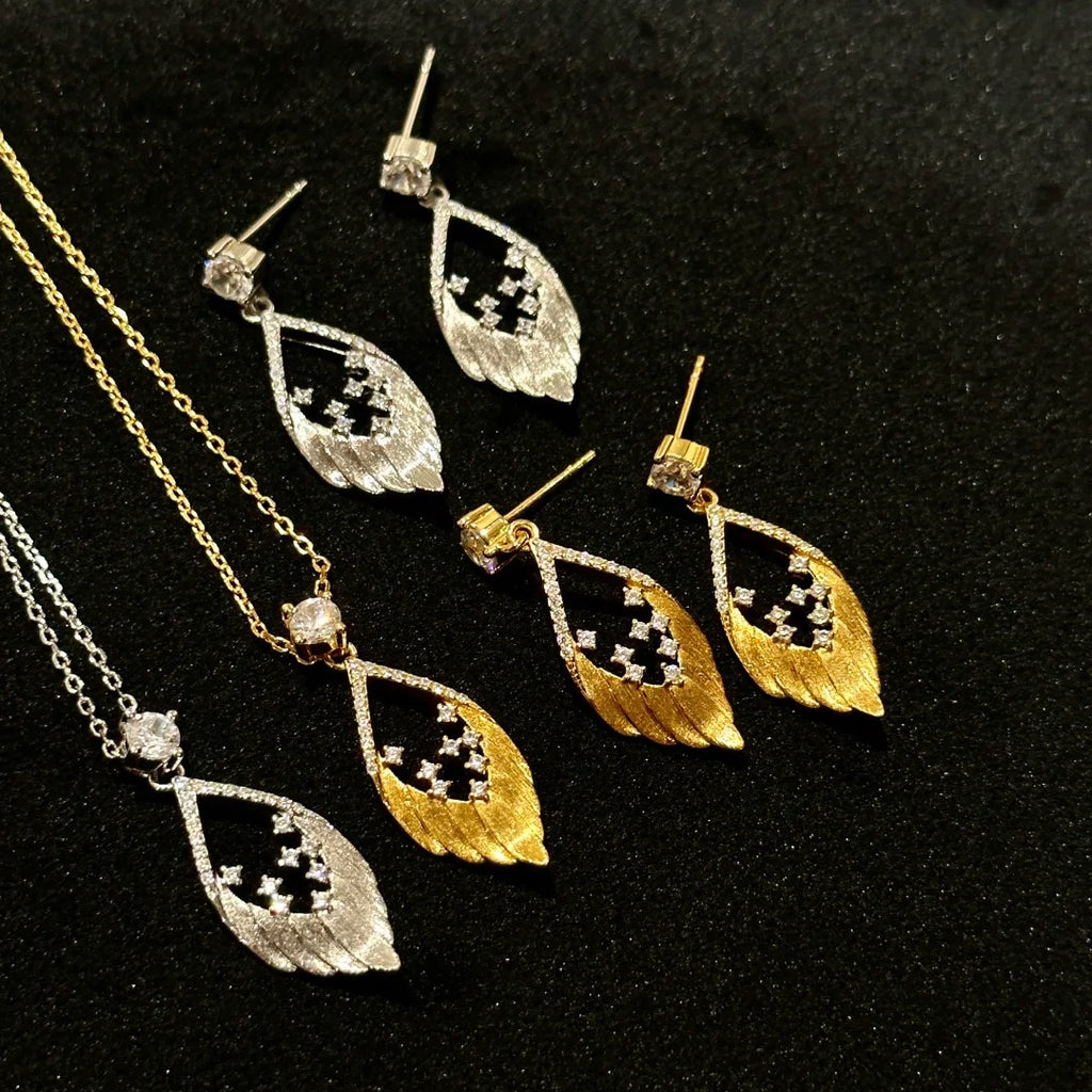 Vintage Hand-Brushed Satin Sheen Feather Jewelry Set