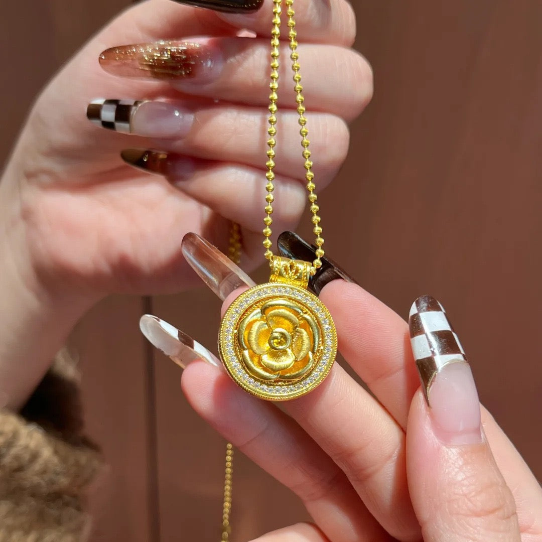 Brushed and Forged Pendant Necklace with Rose and Compass Motifs
