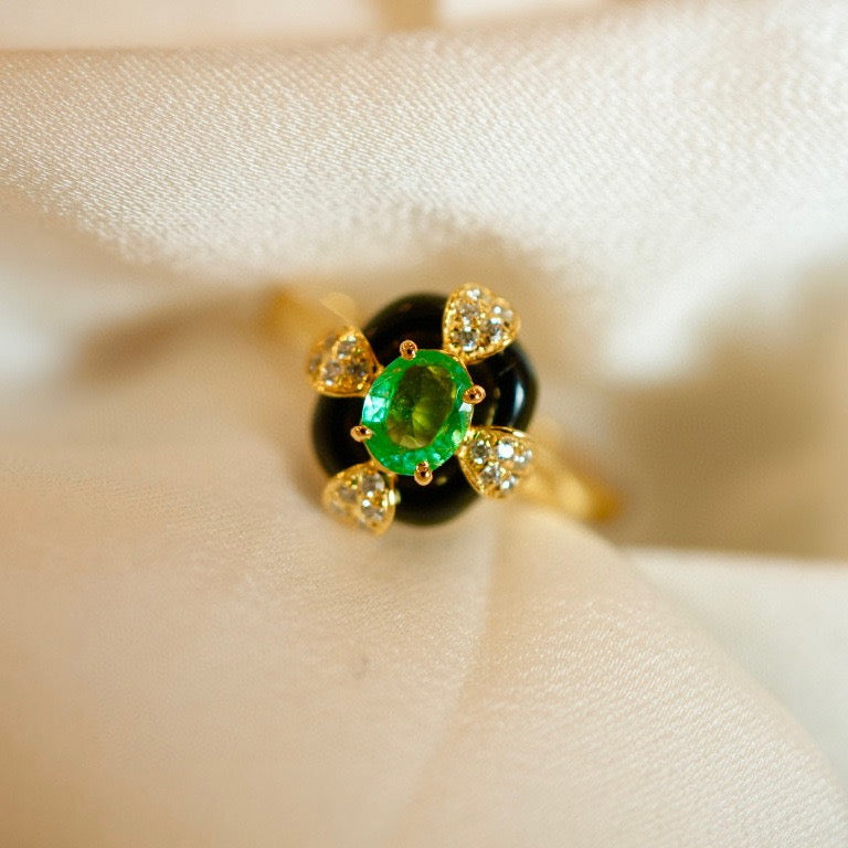Vintage Simulated Emerald and Black Onyx Statement Ring