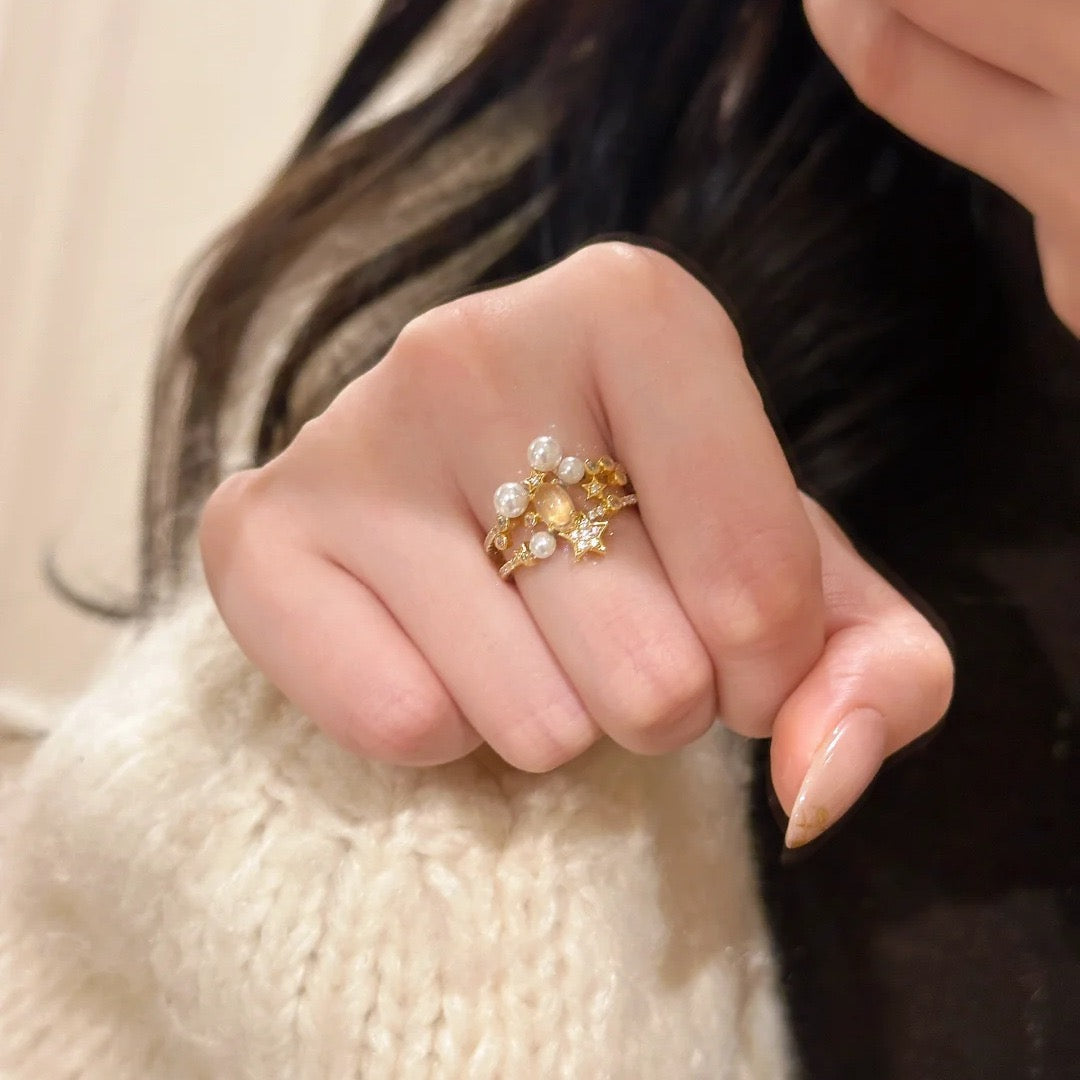 Vintage Sparkling Galaxy Star and Pearl Ring