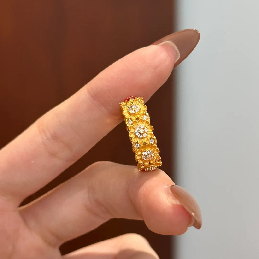 Francis Manor Two-Tone Brushed Sunflower Ring