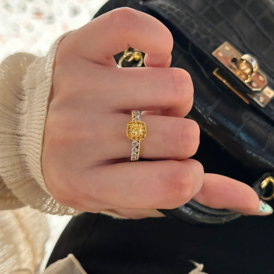 Old Money Style Yellow Cube and Pineapple Ring
