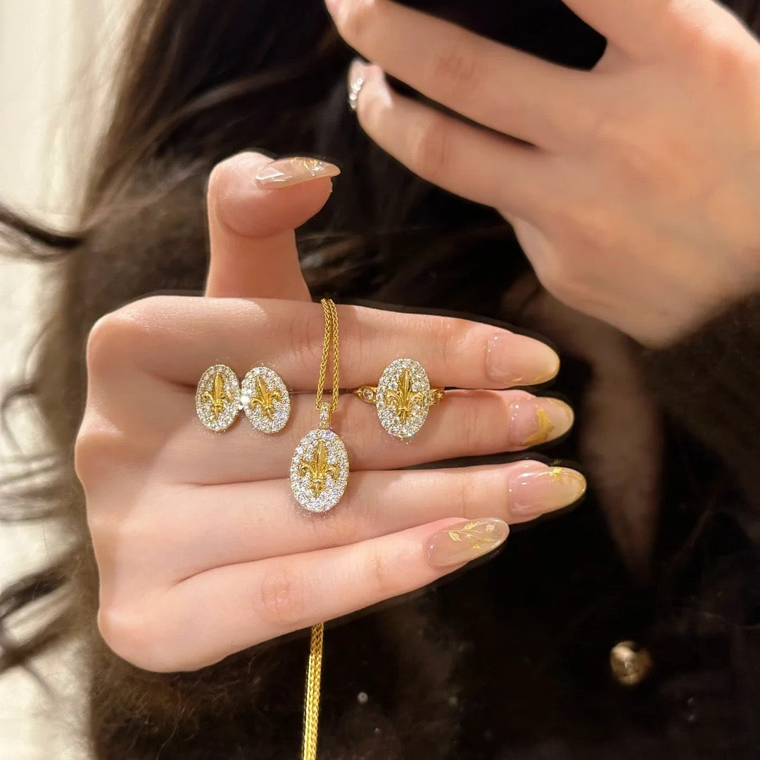 French Vintage Iris Jewelry Set