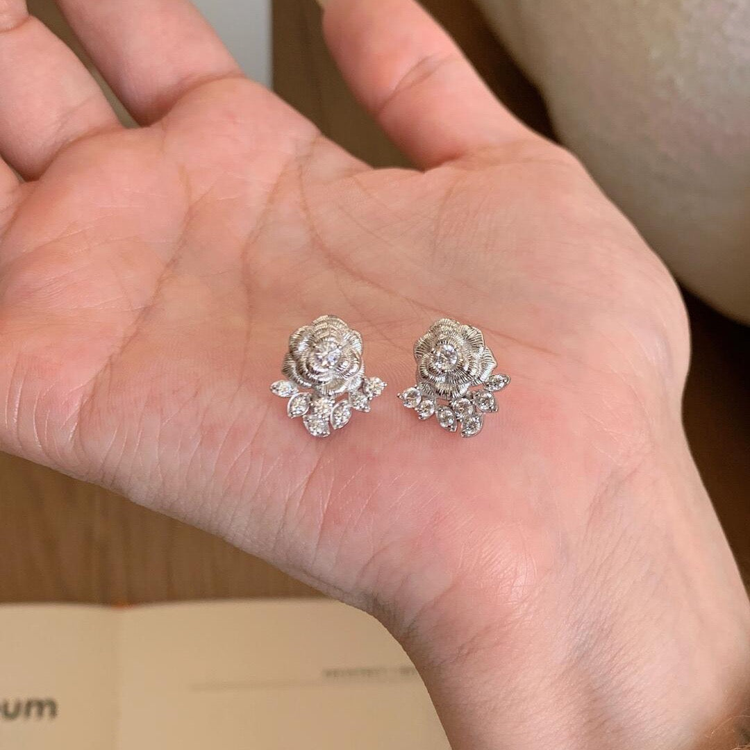 Medieval Style 3D Brushed Rose Jewelry Set