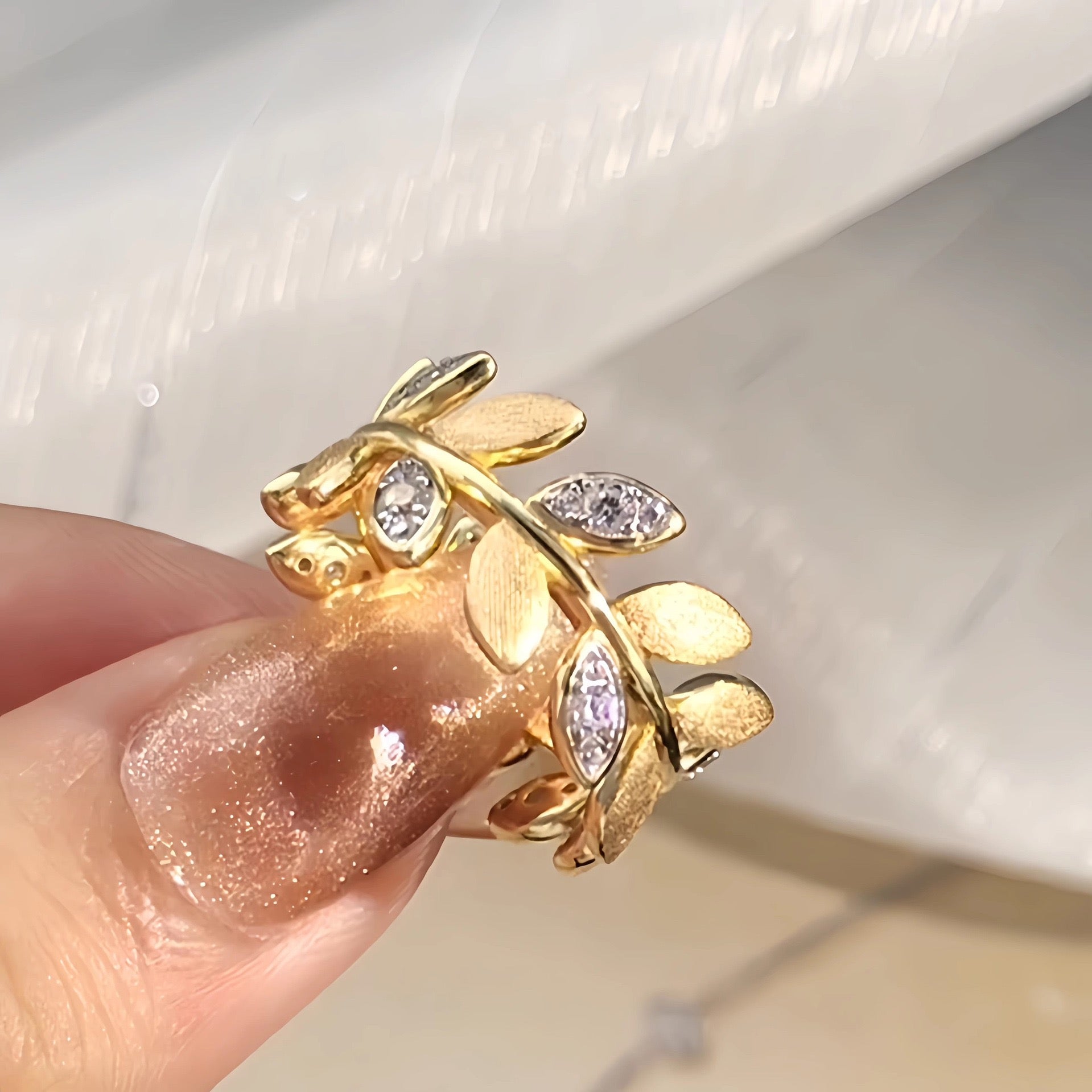 Brushed Vintage Gold Leaf Ring
