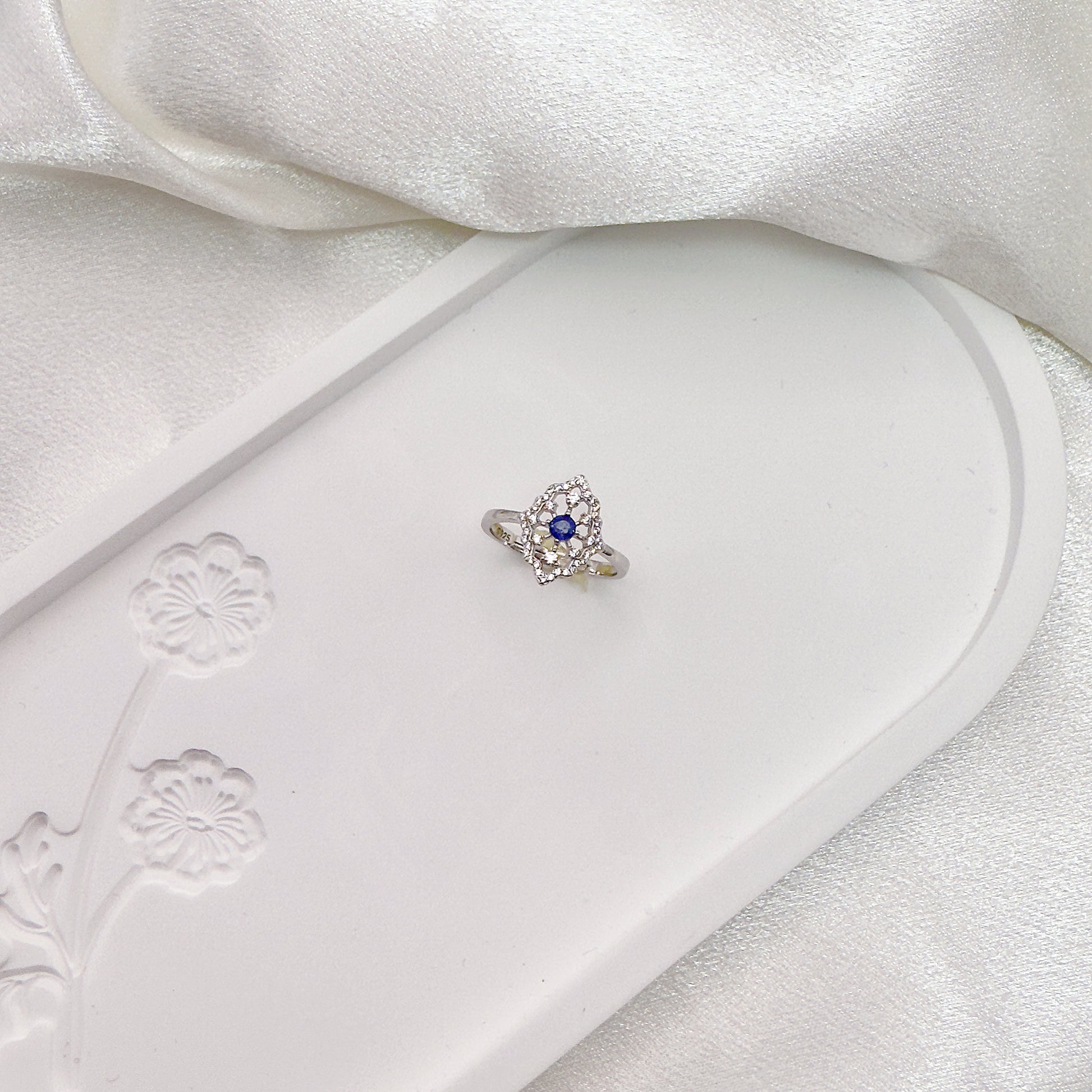 Inner Royalty Sapphire Adjustable Ring S925 Silver
