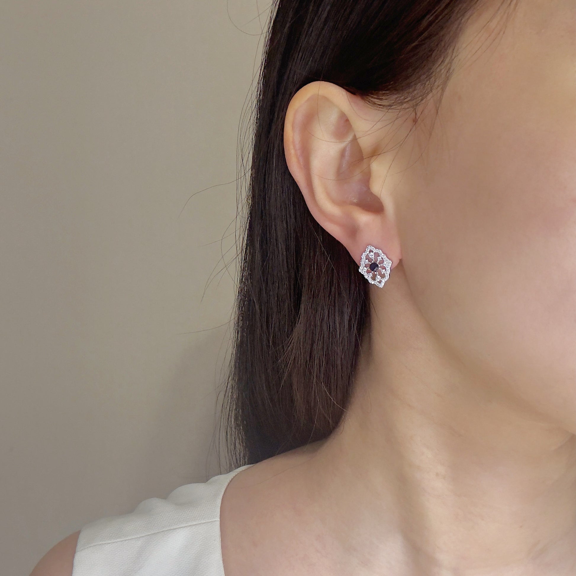 Inner Royalty Sapphire Earrings S925 Silver